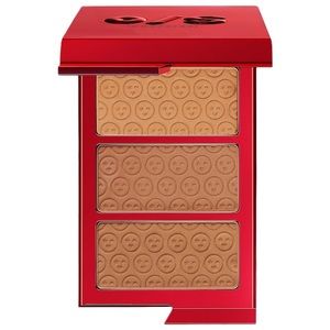 One Size O/S Cheek Clapper 3D Blush Trio Medium